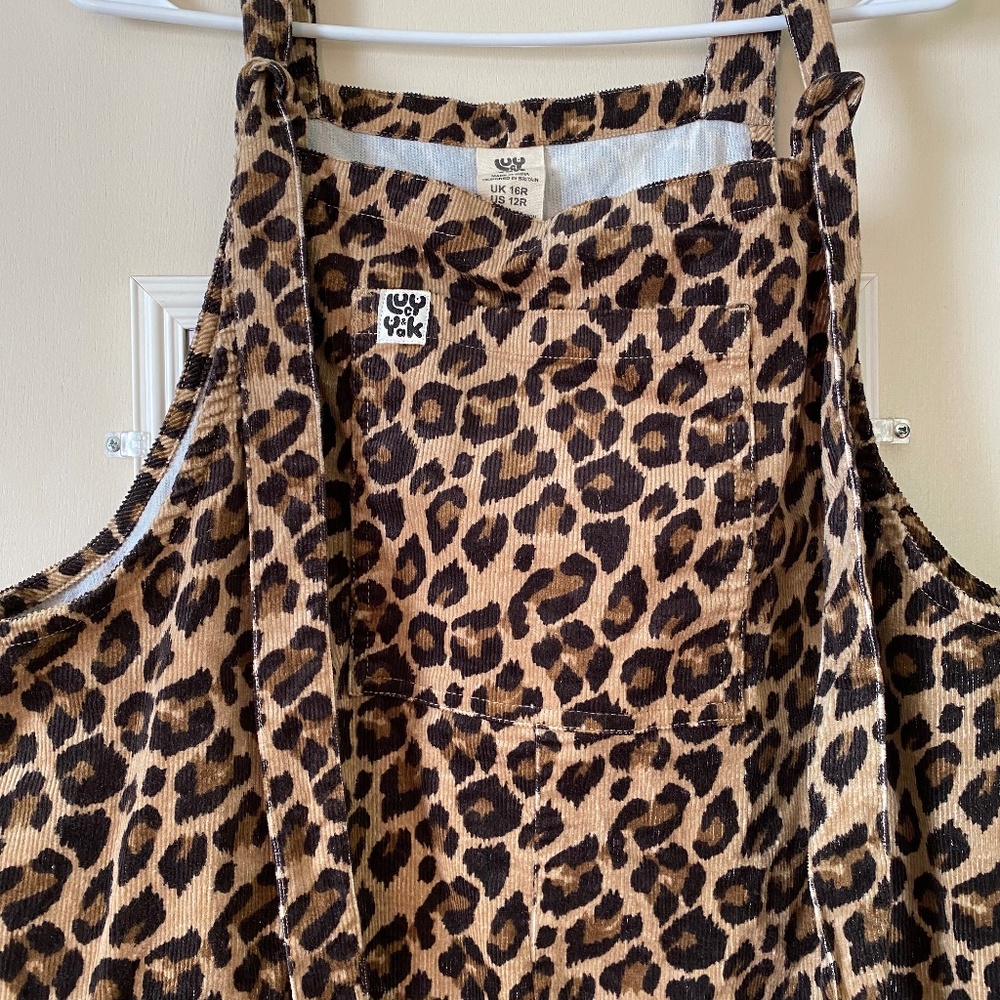 Lucy & Yak leopard print corduroy dungarees XL
